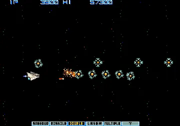 Gradius II - GOFER no Yabou (Japan New Ver.) screen shot game playing